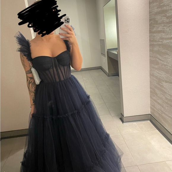 Milla Elegant Off-the-Shoulder Maxi Dress - Picture 5 of 5